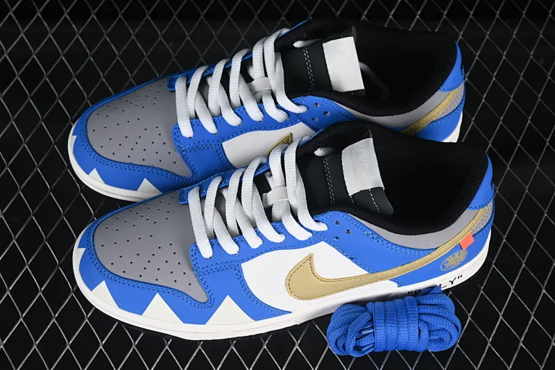 All Categories Nk SB Dunk Series Nk SB Dunk Low High-end Customized Low-top Shoes Nike SB Dunk Low Power Rangers Series Triceratops Color Low-top Casual Sports Skateboard Shoes ZZ1998-007